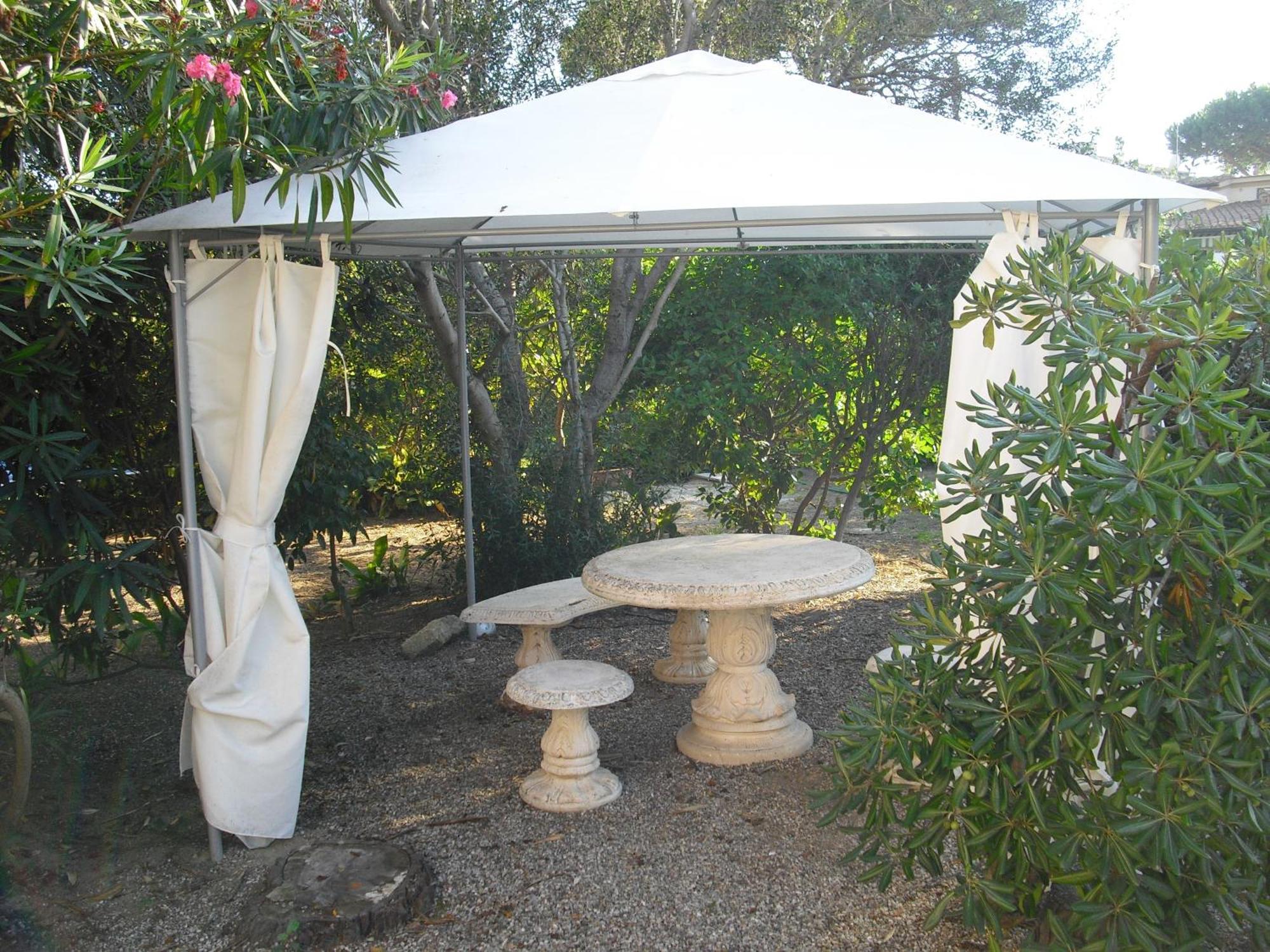 Hotel Garden تيرّينْيا المظهر الخارجي الصورة