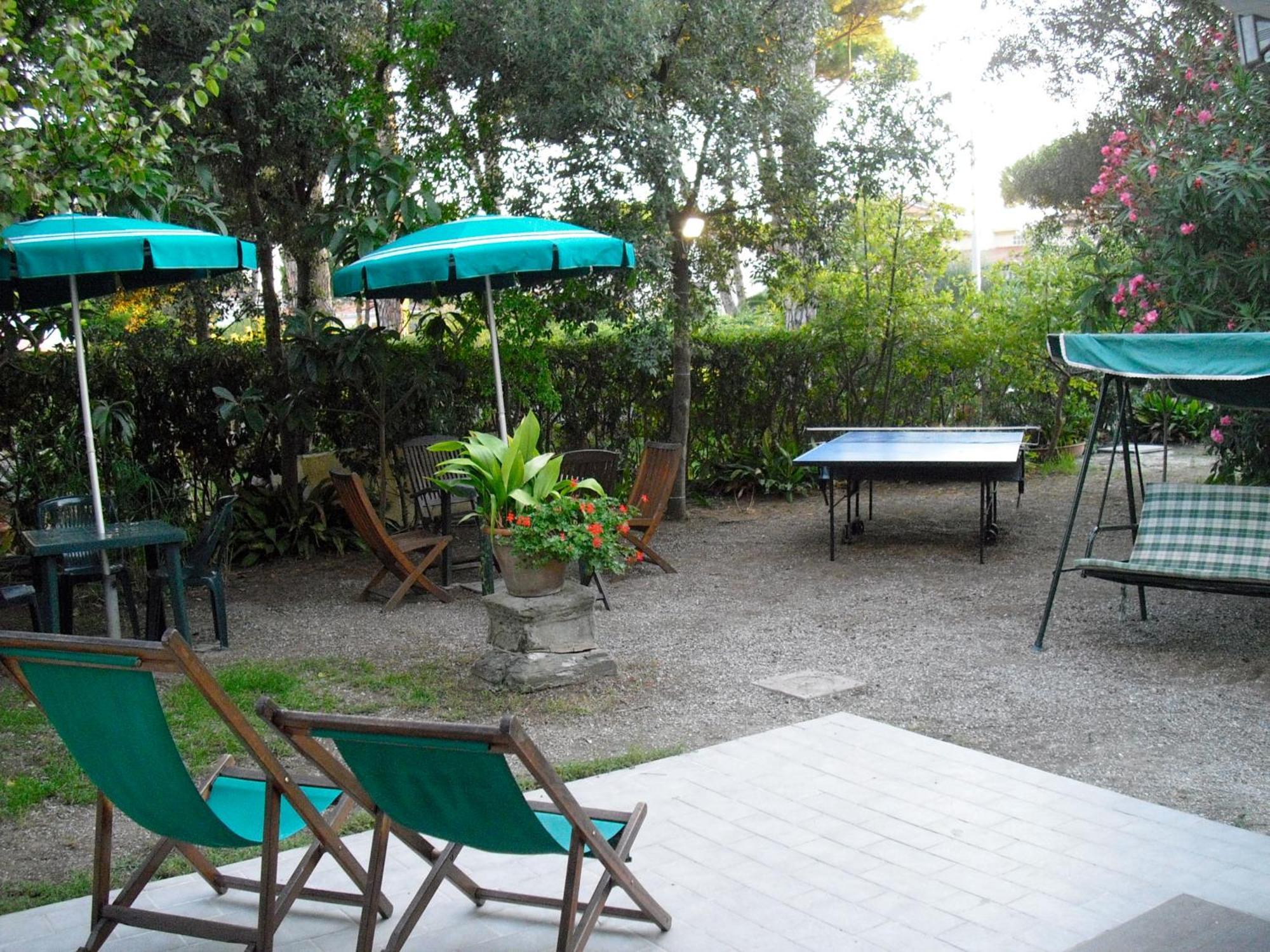Hotel Garden تيرّينْيا المظهر الخارجي الصورة