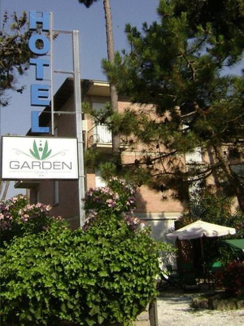 Hotel Garden تيرّينْيا المظهر الخارجي الصورة